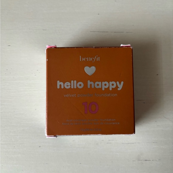 NWT Benefit Hello Happy Velvet Powder Foundation - shade 10 - Picture 4 of 5